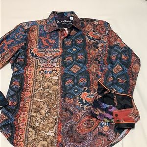 Robert Graham shirt  . M. Limited edition